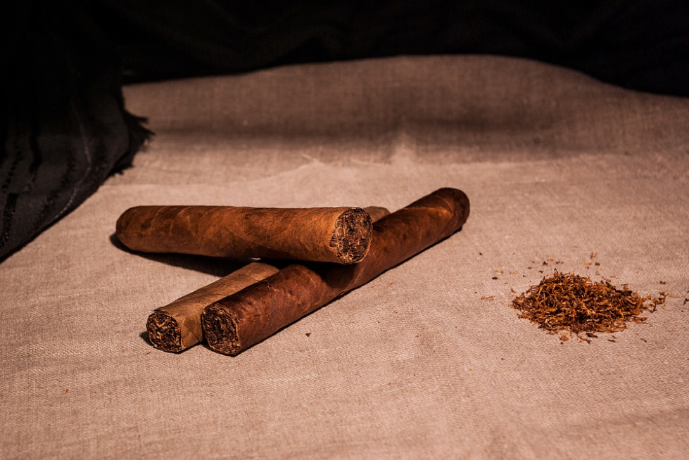 hand-rolled cigars